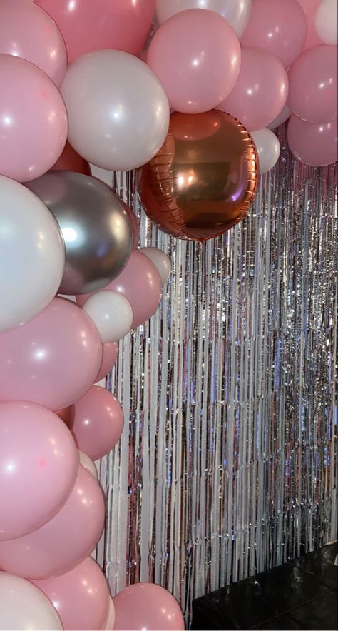 Pastel Pink Bday Decor, Pink 26th Birthday Party, Pink Silver Party Decorations, Pink Birthday Party Inspiration, 20th Birthday Pink Theme, Light Pink And White Birthday Decor, Silver And Pink Party Decorations, Pink Party Decorations Aesthetic, Light Pink Party Aesthetic