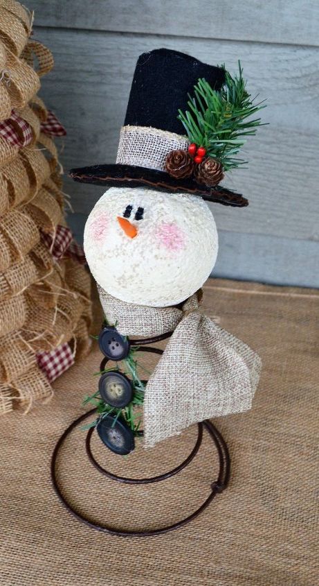 Spring Snowman, Rusty Bed Springs, Old Bed Springs, Bed Spring Crafts, Diy Schneemann, Bed Spring, Easy Fall Wreaths, Old Beds, Bed Springs