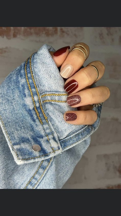 Garnet Fall Nails, Cute Fall Nail Inspo Simple, Formal Fall Nails, Regular Nail Polish Ideas Short Nails Fall, Dip Powder Nails Natural Fall, Fall Nails With Burgundy, Fall Nail Multi Colors, Fall Graduation Nails, Autumn Nails Multi Color