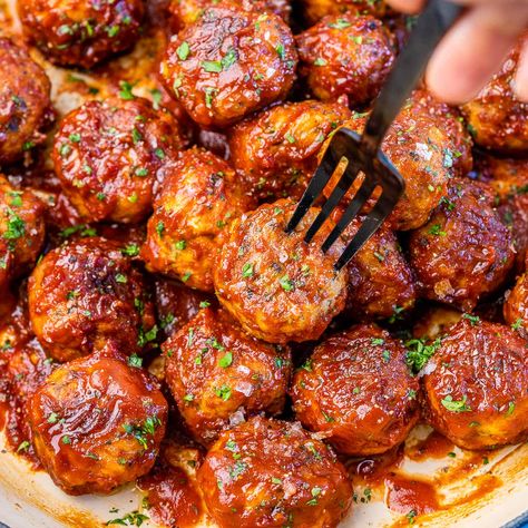 BBQ Chicken Meatballs Bbq Chicken Meatballs Crockpot, Barbecue Chicken Meatballs, Bbq Chicken Meatballs, Bbq Turkey Meatballs, Homemade Barbecue Sauce Recipe, Chicken Meatballs Recipe, Meatballs Recipes, Homemade Bbq Sauce Recipe, Low Calorie Chicken