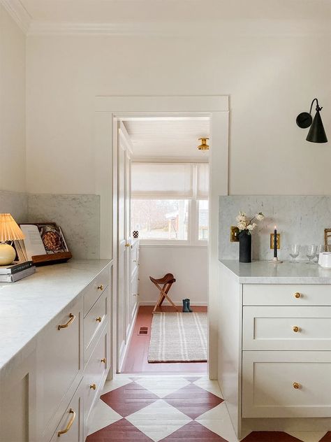 In these 11 spaces, off-white kitchen cabinets brighten up the room. Off White Kitchen Cabinets, Wood Cupboard, Off White Kitchens, Bifold Closet Doors, Custom Built Ins, Casa Vintage, Childhood Home, White Subway Tile, Hanging Rail