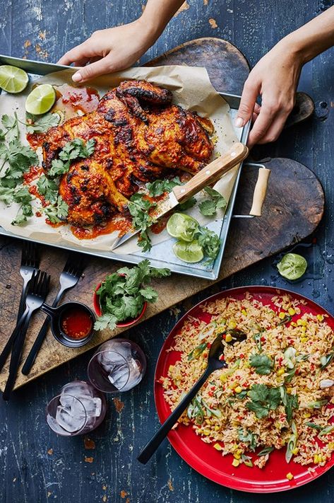 Piri Piri chicken or Peri Peri chicken is the common name for Portuguese chicken in Portugal. Here's how to make it at home. Chicken Piri Piri, Peri Peri, Portuguese Chicken, Piri Piri Chicken, Baked Chicken Drumsticks, Soy Chicken, Vegetarian Chicken, Coconut Chicken, Citrus Chicken