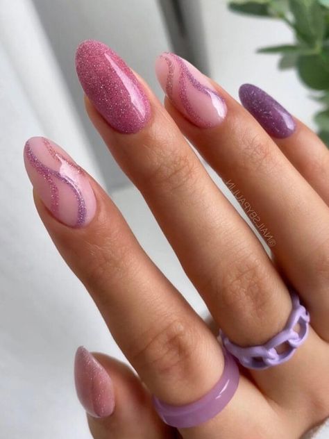 Plum Nails Acrylic, Purple And Pink Nails, Dark Purple Nails, Holiday Acrylic Nails, Purple Glitter Nails, Nail Designs Ideas, Unghie Sfumate, Ballet Nails, Lilac Nails