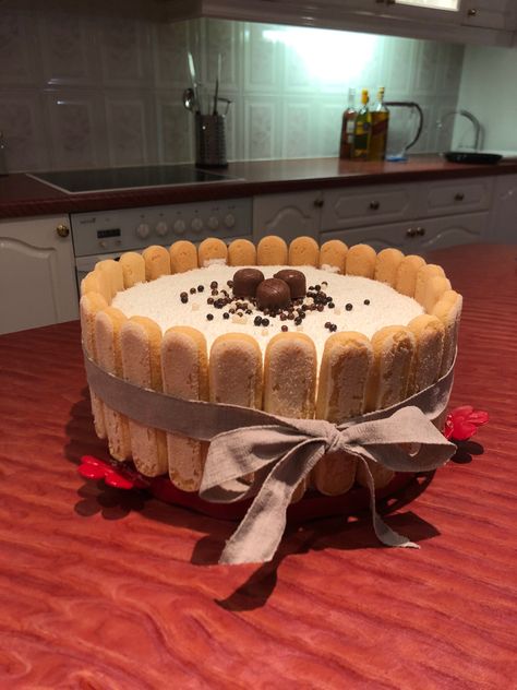 Made with love for my boyfriend! #dessert #cake #birthday #homemade #classy Birthday Cake For Boyfriend, Cake For Boyfriend, Make Birthday Cake, Homemade Birthday Cakes, Dessert Cake, My Boyfriend, Made With Love, Home Made, Birthday Ideas