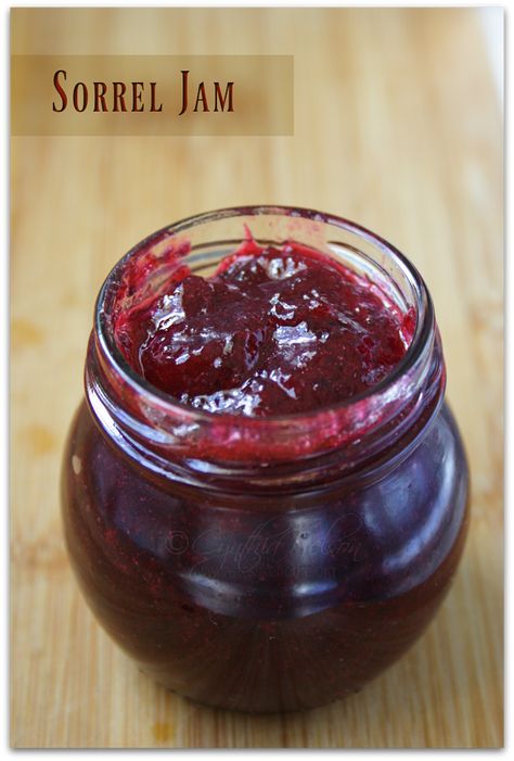 Sorrel Jam Recipe, Sorrel Jam, Sorrel Sauce, Roselle Plant, Sorrel Recipe, Trini Food, Christmas Ham, Christmas Food Dinner, Jelly Recipes