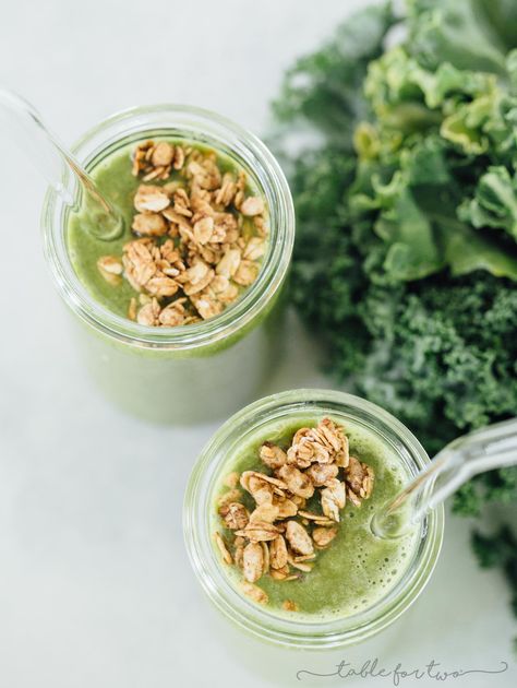 Don't be afraid of green smoothies! They're packed with flavor and nutrients and all you can taste is tropical paradise — I promise!! Tropikale Smoothie Recipe, Chopped Pineapple, Energy Smoothies, Mango Chunks, Frozen Pineapple, Menu Plan, Green Smoothies, Health Smoothies, Green Smoothie Recipes