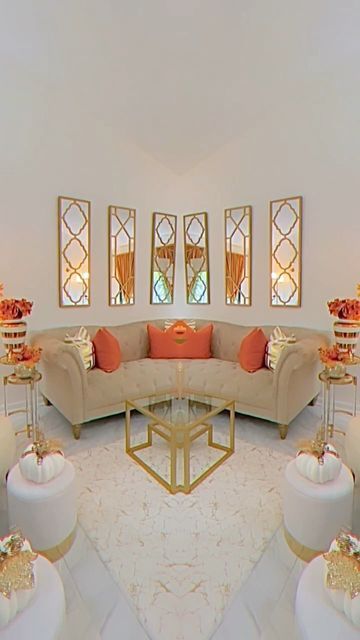 Burnt Orange And Gold Living Room, Burnt Orange Living Room Decor Ideas, Orange And Cream Living Room, Orange And Gold Living Room, Cream And Orange Living Room, Orange Dining Room Decor, Orange And Gold Living Room Decor, Gray And Orange Living Room Ideas, White Orange Living Room