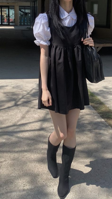 Dress With Tattoos Outfit, Sawako Kuronuma Outfit, Tulle Top Outfits, Japanese Goth, Recreate Outfits, Moda Aesthetic, Mode Chic, Soft Grunge, Really Cute Outfits