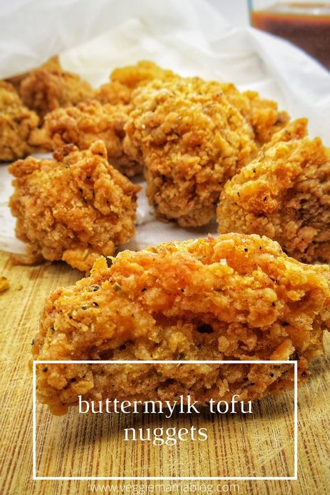 Yummy, yummy in your tummy! You will eat these tofu nuggets just like popcorn! Crunchy, savory, juicy and delicious. Popcorn Tofu, Vegan Buttermilk, Vegan Popcorn, Tofu Nuggets, Cooking Tofu, Savory Foods, Snack Bites, Mama Blog, Savory Vegan