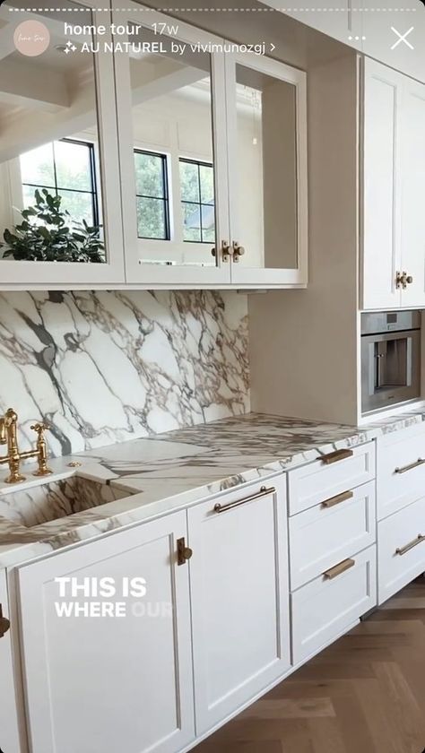 Modern English Kitchen, Calcutta Marble Kitchen, Bathroom Closet Remodel, Morton Homes, Calcutta Marble, Kitchen Ideals, Marble Countertops Kitchen, Barn Kitchen, Kitchen Remodel Design