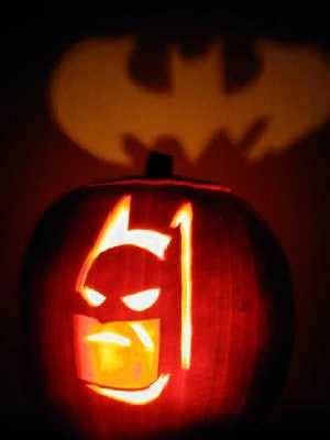 Batman Pumpkin Carving, Batman Pumpkin, Charlie Ray, Awesome Pumpkin Carvings, Pumpkin Cravings, Cute Pumpkin Carving, Halloween Pumpkin Carving Stencils, Pumkin Carving, Pumpkin Stencils