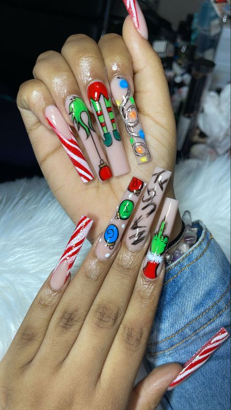 Christmas Nails Extreme, Xl Christmas Nails, Long Acrylic Nails Christmas, Character Nails Acrylic, Cartoon Christmas Nails, Christmas Character Nails, Christmas Nails Long, Character Nails, Nail Pics