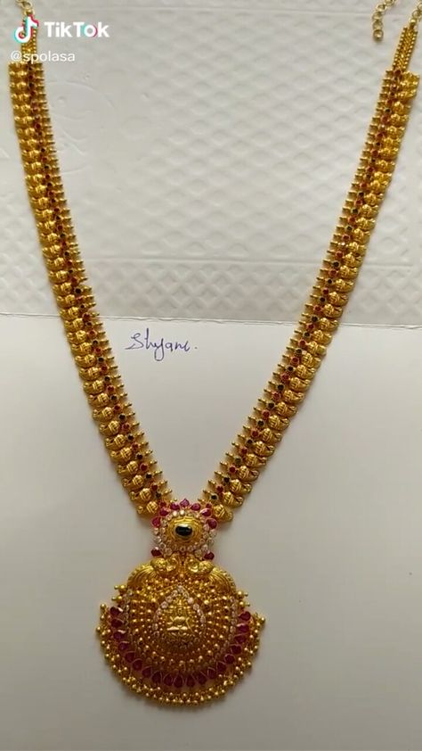 Gold Long Chain Designs For Bride, Long Gold Necklace Indian, 50grams Gold Haram, Long Chain Designs Gold, Long Haram Gold Jewellery Designs, Gold Haram Designs, Gold Long Chain, Haram Designs, Gold Haram