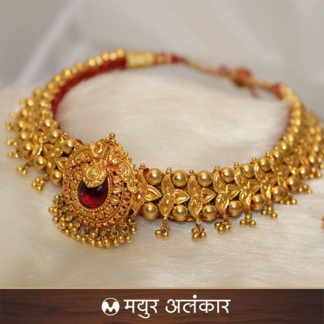 Traditional Maharashtrian Jewelry, Maharashtrian Gold Necklace Designs, Maharashtrian Necklace Gold, Tushi Necklace Gold, Thushi Necklace Gold, Thushi Designs, Traditional Maharashtrian Jewellery, Maharashtrian Jewellery, Fashion Jewelry Necklaces Gold