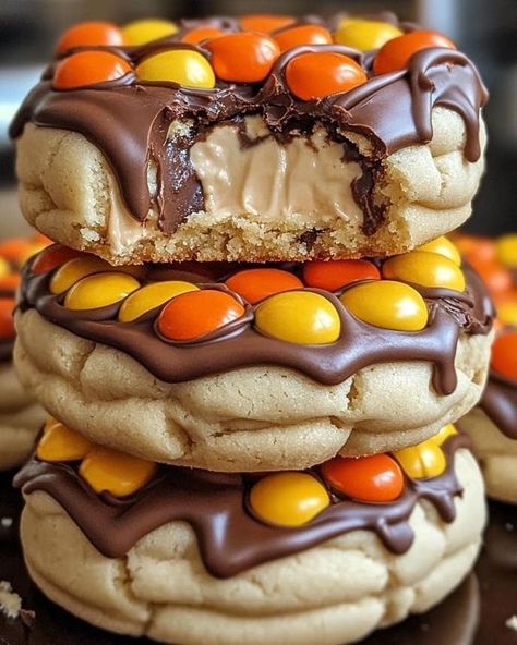 Buddy valastro fans | Gooey Reese's Cheesecake Cookies 🍫🍪 | Facebook Reeses Cheesecake Cookies, Buddy Valastro Recipes, Reese Brownies, Reese Cheesecake, Reeses Recipes, Reeces Cake, Reese's Cheesecake, Reeses Desserts, Candy Cheesecake