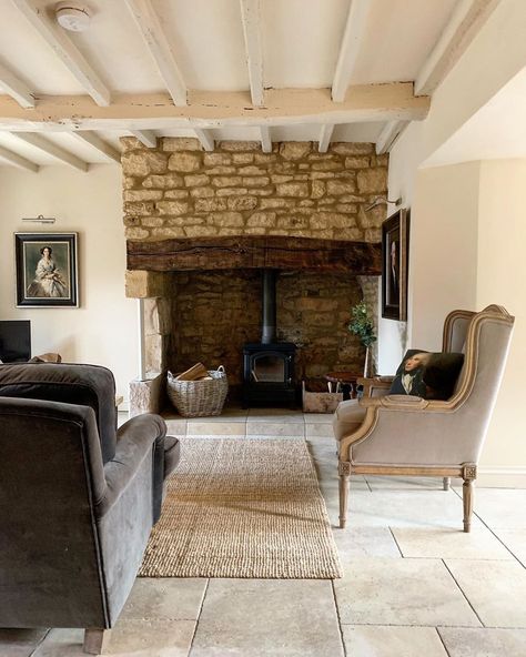 Peony Cottage Cotswolds on Instagram: “I never tire of this view ... @peonycottagecotswolds with the shutters thrown open and lots of light flooding in through the french…” Salons Cottage, Welsh Cottage, Cotswold Cottage, Country Cottage Interiors, Cotswolds Cottage, Inglenook Fireplace, Irish Cottage, Cottage Renovation, Cottage Living Rooms