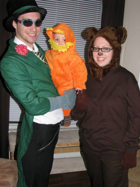 For your first Halloween, we all made costumes from your favorite movie. You were a The Lorax, Mommy was Pipsqueak, and Daddy was the rich Once-lor. The weather was cold and very rainy so we only visited so few friends before coming home for a nap. Lorax Bear Costume, Lorax Characters, Seuss Costumes, Lorax Costume, Hoco Dance, Bear Costume, Group Costumes, The Lorax, Favorite Movie