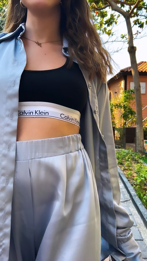 Calvin Klein Aesthetic Outfit, Ck Outfit Calvin Klein, Calvin Klein Bra Outfit Casual, Calvin Klein Aethstetic, Ck Bra Outfit, Top Calvin Klein Outfit, Calvin Klein Outfits Aesthetic, Calvin Klein Woman Outfits, Calvin Klein Outfits Casual