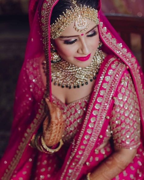 Pink Bridal Lehenga Brides, Pink Lehenga Bridal Makeup, Dark Pink Lehenga Bridal, Dark Pink Bridal Lehenga, Dark Pink Lehenga, Pink Lehenga Bridal, Dark Lip Makeup, Pink Bridal Lehenga, Lehenga Bridal