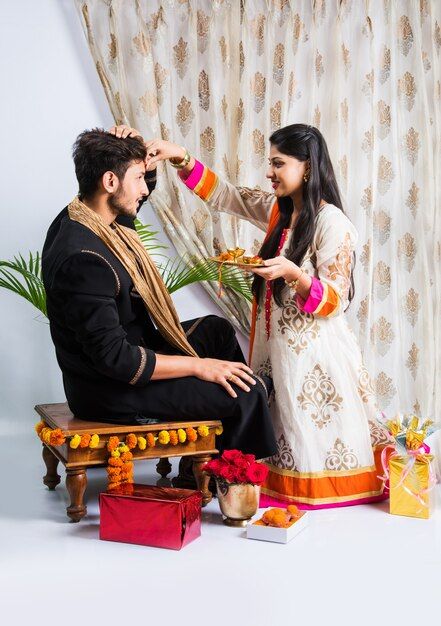 Indian young brother and sister celebrat... | Premium Photo #Freepik #photo #bhai #rakshabandhan-background #rakshabandhan #raksha-bandhan Bhai Dooj Photo, Rakshabandhan Background, Brother Sister Photos, Rakhi Festival, Bhai Dooj, Taking Selfie, Album Artwork Cover Art, Cute Sister, Baby Krishna