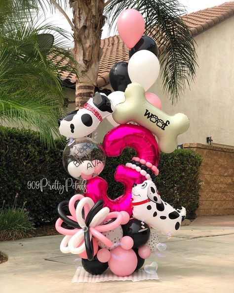 Dog Balloon Bouquet, Dog Party Balloon Garland, Dog Birthday Balloons, Puppy Balloons, Dog Balloon, Balloon Business, Pet Decor, Balloon Arrangements, Balloon Delivery