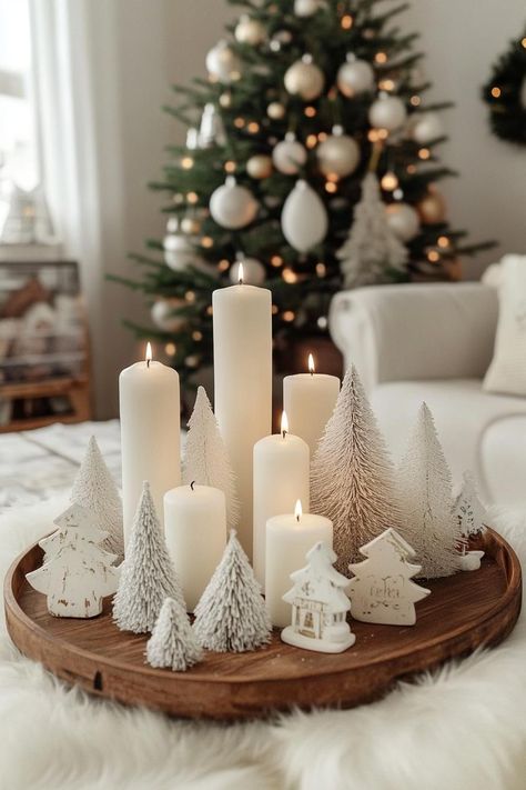 White Christmas Decorations, White Christmas Decor Ideas, Outdoor Christmas Decoration Ideas, Outdoor Decoration Ideas, Tray Decor Christmas, Christmas Themes Decorations, Christmas Interiors, White Christmas Decor, Christmas Inspo