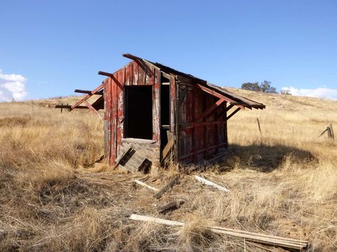 An old cowboy line shack. Fresno County, California. DSMc.2013 Abandoned Shack, Old Shack, Shack House, Urban Illustration, Old Cowboy, Frat House, Fresno County, Photo Dream, Building Images