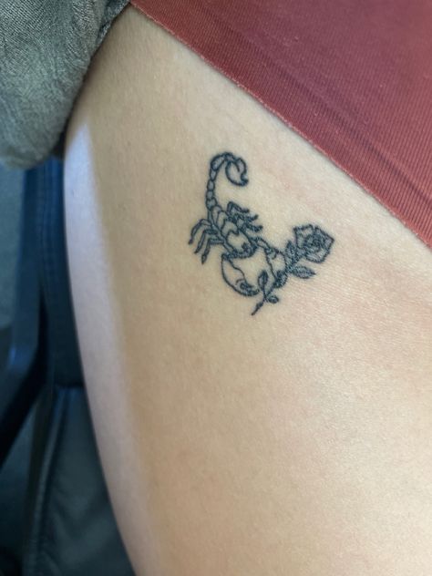 Scorpion Holding Rose Tattoo, Scorpio And Rose Tattoo, Scorpio Collar Bone Tattoo, Scorpio Rose Tattoo, Feminine Scorpion Tattoo Ideas, Scorpion Tattoo Feminine Scorpio, Scorpion Rose Tattoo, Scorpion Flower Tattoo, Cringe Tattoo