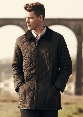 Barbour Liddesdale Jacket Barbour Aesthetic, Barbour Liddesdale, Country Mens Fashion, Barbour Quilted Jacket, Barbour Style, Mens Summer Fashion Beach, Everyday Jacket, Preppy Fashion, Country Attire