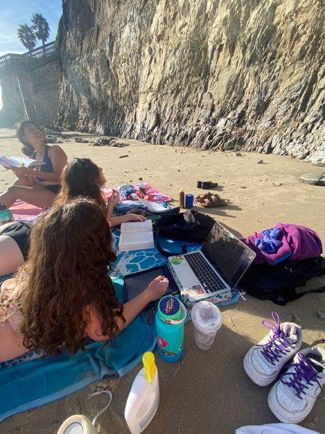 Beach University Aesthetic, School On The Beach, Beach Study Aesthetic, College Beach Aesthetic, Cal State Long Beach Aesthetic, Isla Vista Santa Barbara, College By The Beach, College On The Beach, College In California