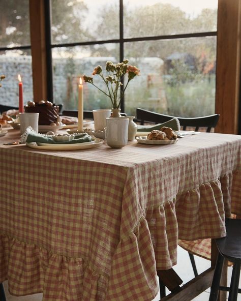 ‘ No winter lasts forever, no spring skips it’s turn’ Hal Borland #tabledecor #springstyle #sorbetliving Vintage Lighting Diy, Apartment Table, Ruffled Tablecloth, Table Cloth Decorations, Cottagecore Home, Holiday Tablecloths, Ruffle Linen, Easter Fabric, Small Workshop