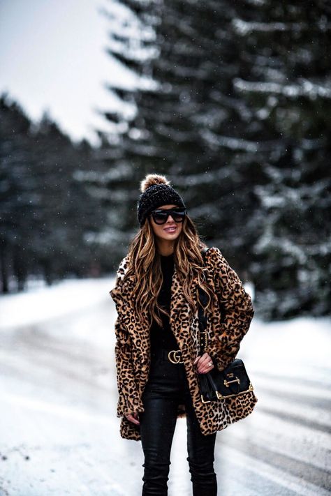 Maria Vizuete, Leopard Print Faux Fur Coat, Mia Mia Mine, Fall Fashion Coats, Leopard Print Fashion, Mia Mia, Leopard Coat, Coat Outfit, Jacket Outfit