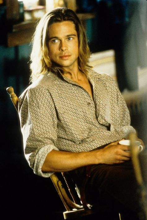 I had this exact poster on my wall in HS/College.  If I had a boy I was going to name him, Tristan.  (Brad Pitt as Tristan Ludlow in Legends Of The Fall) Brad Pitt Movies, Man With Long Hair, Thelma Et Louise, Ocean's Eleven, Legends Of The Fall, 동화 삽화, Kris Kristofferson, Chad Michael Murray, Color Images