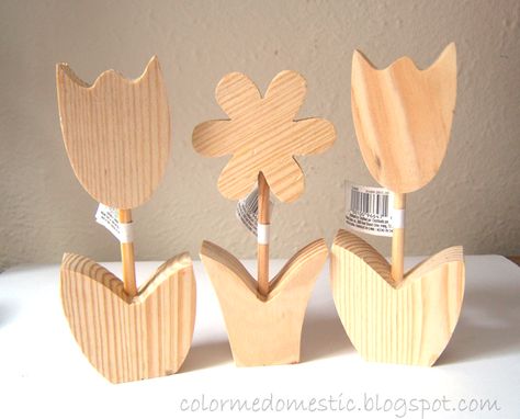 Wooden Tulips Decor, Wooden Flowers Diy, Wood Tulips, Crafts Organization, Wooden Craft Shapes, Tulip Decor, Wood Craft Patterns, Scrap Wood Crafts, Simple Wood Carving