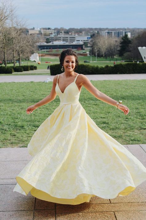 f442d33fa06832082290ad8544a8da27desc49837594ri Yellow Prom Dresses Long, Yellow Prom Dresses, Yellow Prom, Trendy Prom Dresses, Prom Dresses Yellow, Cute Prom Dresses, Elegante Casual, Pretty Prom Dresses, Grad Dresses