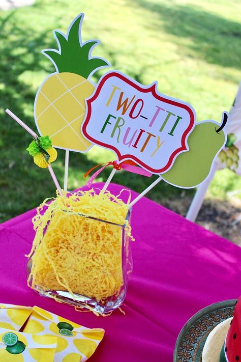 Twoti Fruiti Birthday Party Outfit, Fruit Party Table, Twotti Fruity Party, Twotti Fruitti, Tutti Fruity Party, Table Party Decor, Fruity Party, Twotti Fruity, Tutti Frutti Birthday Party