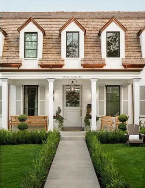 10 House Colors That Go With Brown Roofs | Hunker Brown Roof House Colors Exterior Paint, Painted White House, White House Brown Roof, Brown Roof House Colors, Brown Roof Houses, Painting A House, Brown Roofs, Exterior Siding Colors, Slate Tiles