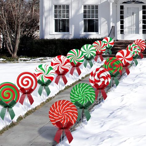 DIY Christmas yard signs