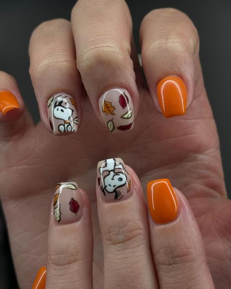 I hope you all enjoy these snoopy builder gel nails just as much as he’s enjoying the fall leaves 🍁 🍃 I of course used @beetlesgelpolish clear builder gel as always for the overlay and for the polished look😌 @beetles_community #gel #gelnails #gelpolish #gelnail #gelmanicure #uñasdegel #nailtech #nailsnailsnails #nailart #naildesign #naildesigns #nails2inspire #snoopynails #snoopynail #fallnails #fallnails🍁🍂 #fallsnoopy #explore #explorepage Builder Gel Nails Design Fall, Charlie Brown Nail Art, Charlie Brown Nails Thanksgiving, Charlie Brown Thanksgiving Nails, Snoopy Thanksgiving Nails, Birthday Acrylics, Snoopy Fall Nails, Charlie Brown Nails, Snoopy Nail Art