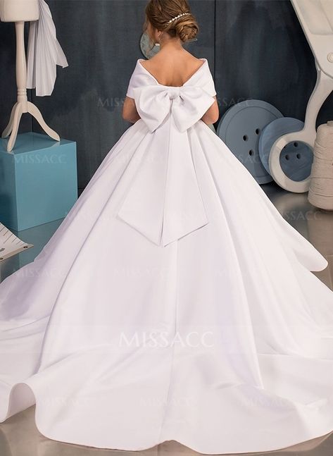 Ball-Gown Off-The-Shoulder Satin Flower Girl Dresses With Bow(s) Satin Flower Girl Dresses, Dresses With Bow, Satin Flower Girl Dress, Sparkle Wedding Dress, Sparkle Wedding, Satin Flowers, Mom Dress, Evening Dresses Prom, Dress With Bow