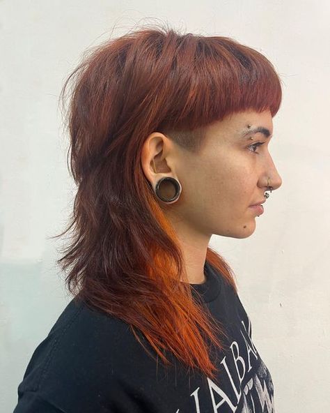 Mullet Shag Women, Women Mullet Shaved Sides, Shag Haircut With Undercut, Women’s Mullets, Shaved Side Shag, Queer Long Haircut, Long Hair Shaved Sides With Bangs, Shaved Side Mullet Girl, Female Mullet Shaved Sides