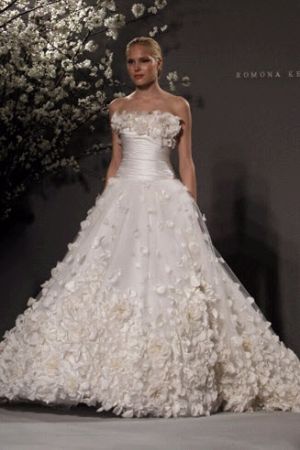 Sophisticated Wedding Gown, Romona Keveza Wedding Dresses, 2nd Wedding Dresses, Romona Keveza, Bride Attire, Wedding Dress Style, Collection Couture, Beautiful Wedding Gowns, Stunning Wedding Dresses