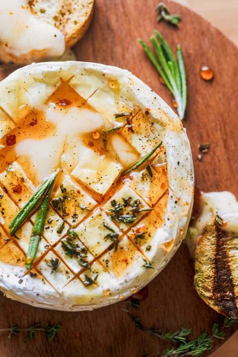 Baked Camembert with Hot Honey Baked Camembert Cheese Recipes, Baked Brie Hot Honey, Hot Honey Brie, Baked Camembert Recipe, Camembert Recipes, Baked Camembert, Baking With Honey, Cranberry Sauce Homemade, Spicy Honey