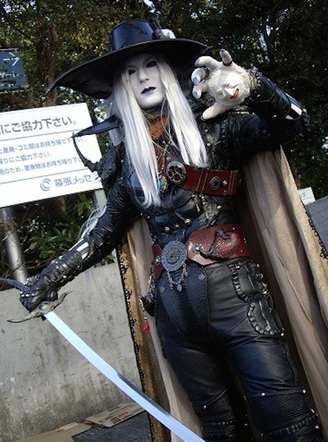 Vampire Hunter Outfit Male, Vampire Hunter Costume Men, Vampire D Hunter, Vampire Hunter D Cosplay, Demon Hunter Cosplay, Vampire Hunter D Anime, Perfect Cosplay, Trinity Blood, Epic Costumes