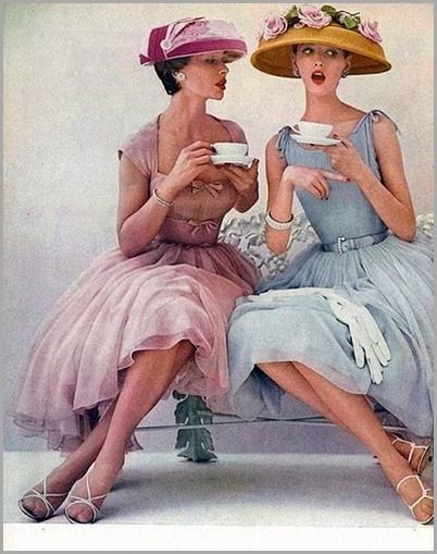 When ladies looked and dressed like ladies. The clothes have changed but the gossip will always stay the same. Tea Party Hats, Look Retro, Victoria Secrets, Vestidos Vintage, Moda Vintage, 가을 패션, 50s Fashion, 1950s Fashion, Mode Vintage