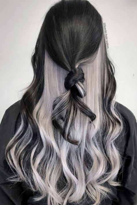 Hidden Hair Color, Peekaboo Hair Colors, Black And White Hair, Hair Color Underneath, Peekaboo Hair, Cute Hair Colors, Hair Color Unique, Hair Color Streaks, Dyed Hair Inspiration