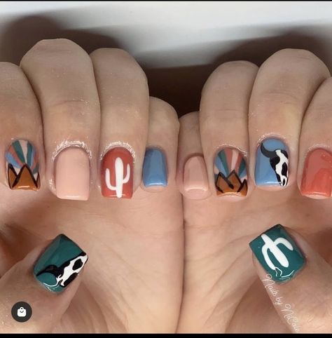 Western Style Nails, Punchy Nails, Country Nail Designs, Western Nail Art, Country Acrylic Nails, Rodeo Nails, Cowboy Nails, Concert Nails, Country Glam