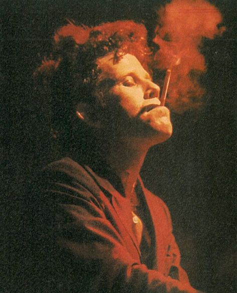 Tom Waits, Jazz Musicians, Film Art, Post Punk, Interesting Faces, Music Stuff, American Artists, Music Is Life, Aesthetic Photography