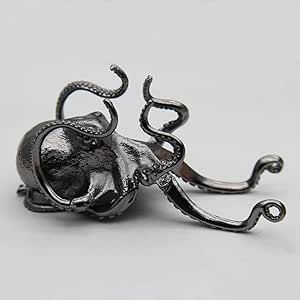 Metal Octopus, Aquatic Art, Steampunk Octopus, Figurine Display, Frog Decor, Cozy Spaces, Desk Stand, Home Decor Crafts, Classic Home Decor