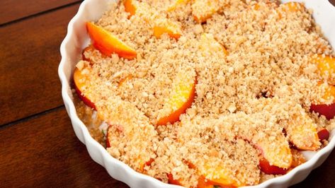 Apple Peach Crumble | New World Nectarine Crumble, Nectarine Crisp, Peach Caramel, Caramel Crumble, Peach Crisp Recipe, Peach Crumble, Fruit Crumble, Peach Crisp, Fruit Crisp